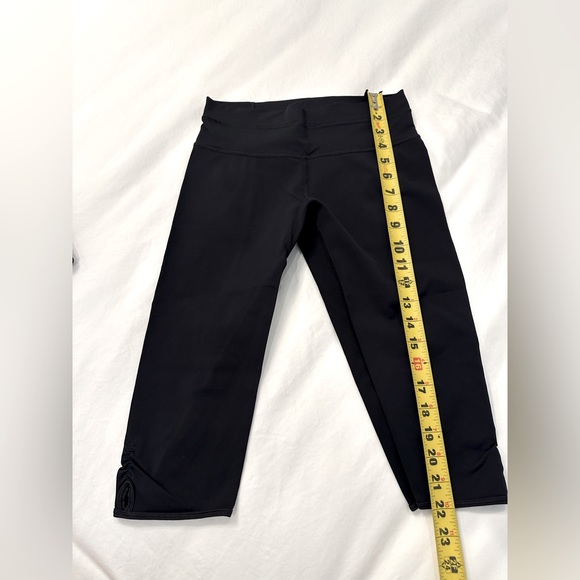Lululemon invigorate crop black legging size 2 - Picture 5 of 13
